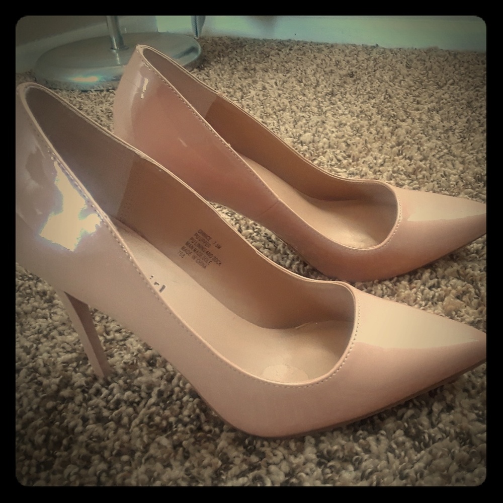 Steve Madden high heels worn one time